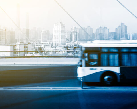 bus électrique en ville